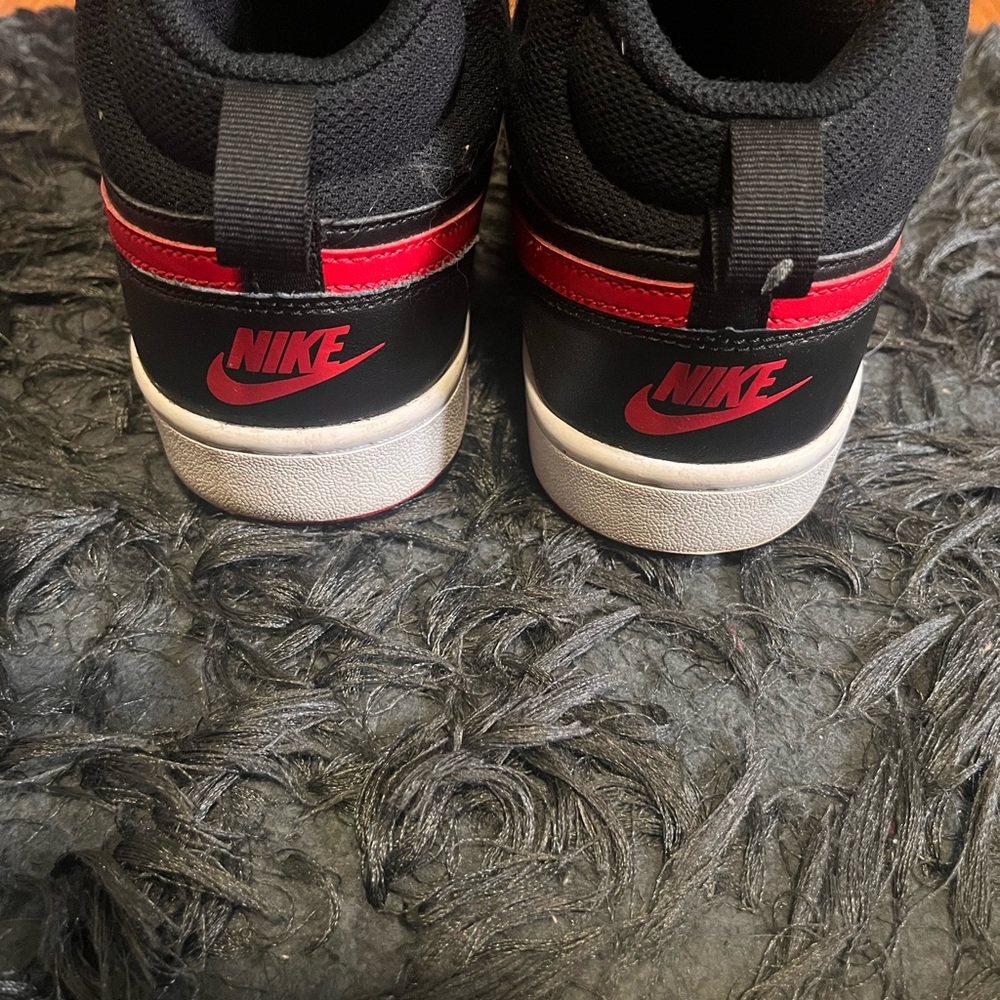 High top nike - Picture 3 of 5